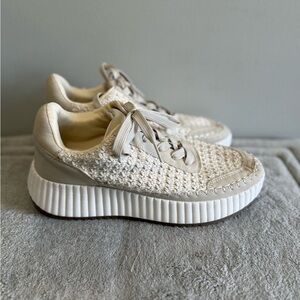 Dolce Vita Dolen Fashion Sneaker Ivory Multi‎ Woven Knit NEW